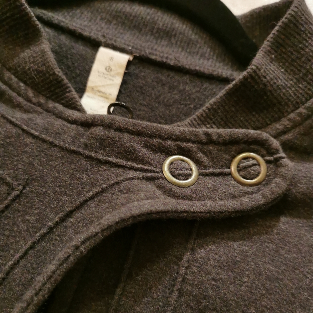 Lululemon Jacket - Picture 3 of 6